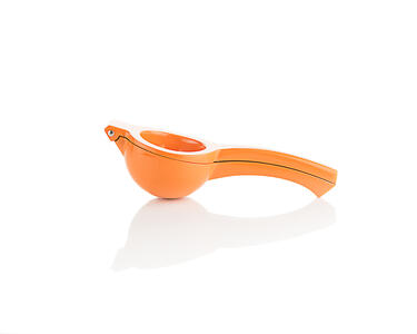 orange citrus squeezer closed